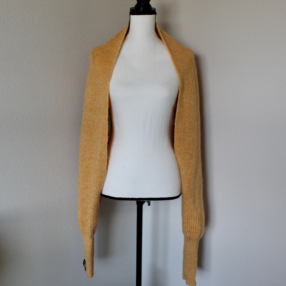 Freya Harper Elegant Gold Women's Scarf - Picture 1 of 4